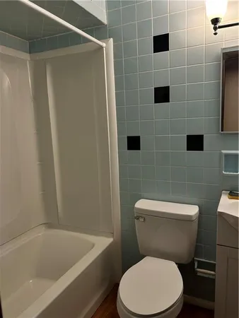 $900 | 135 Union Street, Bridgeville, PA 15017