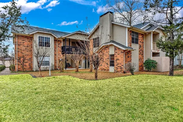 $1,165 | 914 West Washington Street, Unit E, Sherman, TX 75092