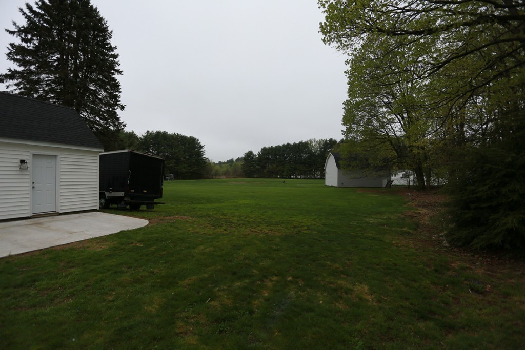 337 Little River Road Westfield, MA 01085 - Photo 8 of 28 Gallery Image 8