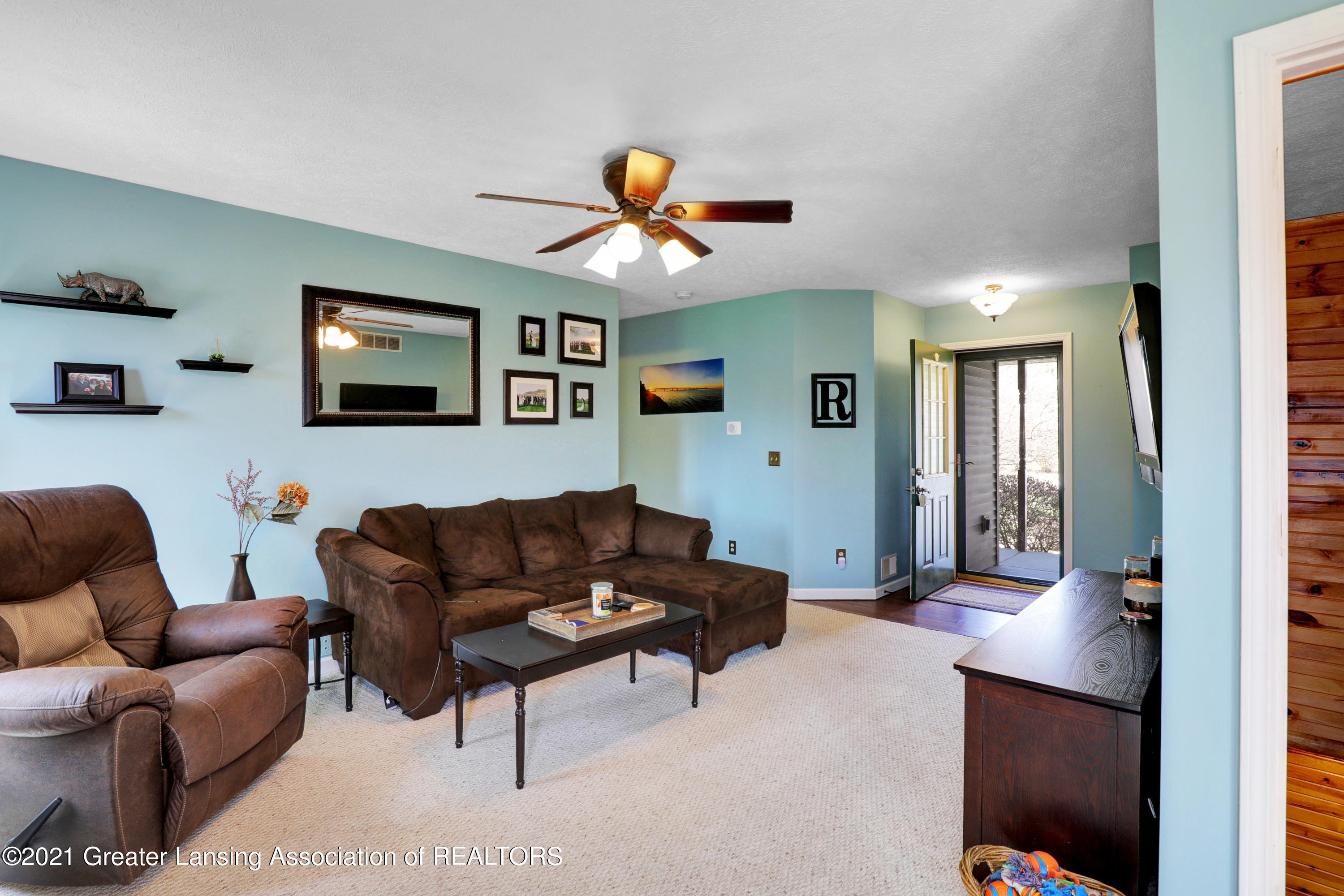 1908 Dell Road Lansing, MI 48911 - Photo 2 of 32 9I3A5239