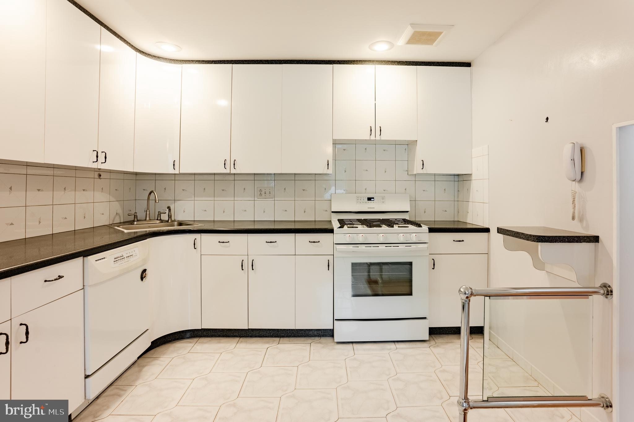 8837 Rising Sun Avenue Philadelphia, PA 19115 - Photo 12 of 35 Gallery Image 12