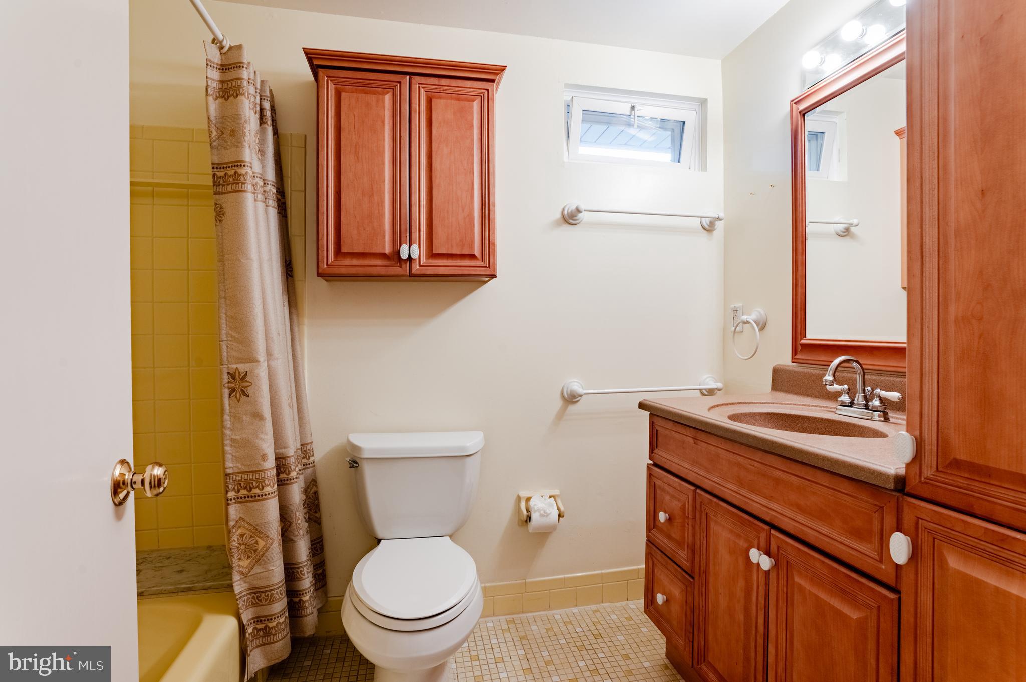 8837 Rising Sun Avenue Philadelphia, PA 19115 - Photo 24 of 35 Gallery Image 24