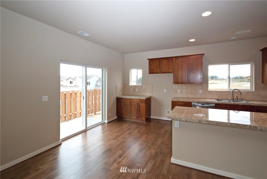 488 Partlon Street, Unit 81 Buckley, WA 98321 - Photo 6 of 19 Gallery Image 6