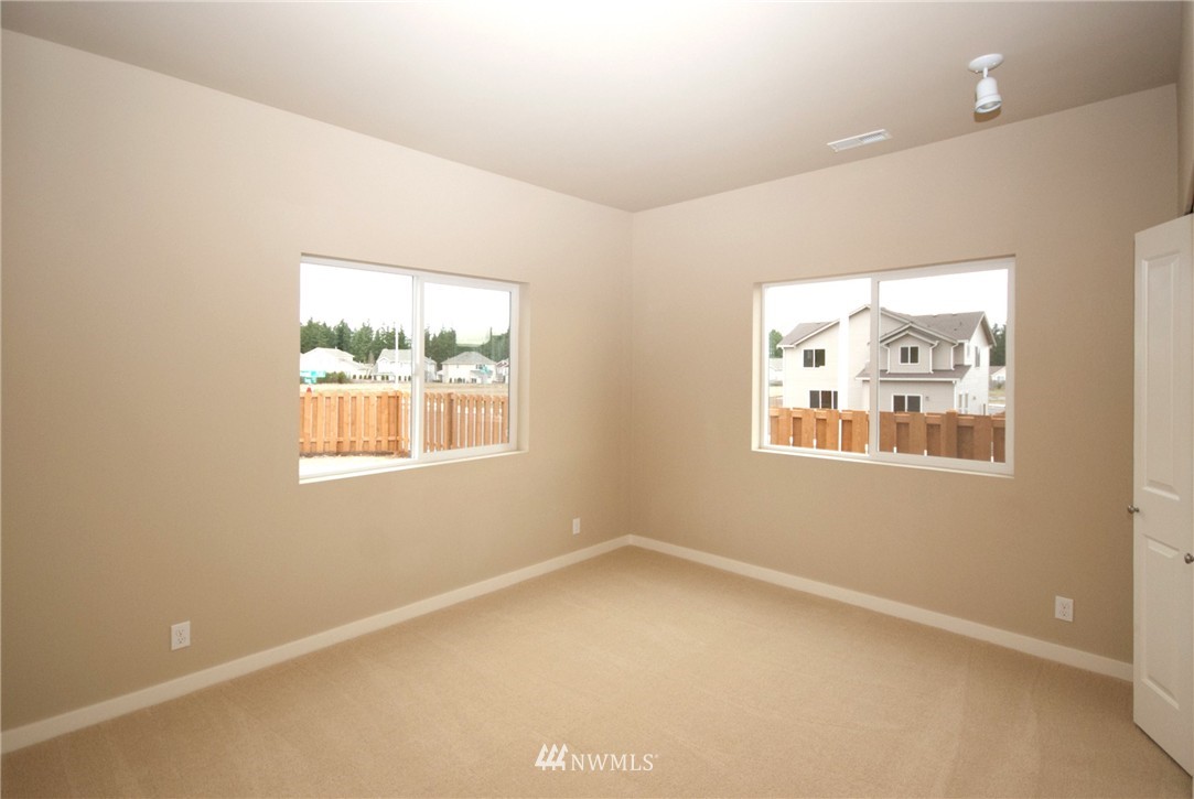 488 Partlon Street, Unit 81 Buckley, WA 98321 - Photo 10 of 19 Gallery Image 10