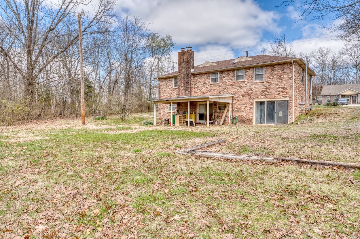 205 Eno Road Dickson, TN 37055 - Photo 2 of 27 Gallery Image 2