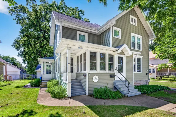 $389,317 | 2013 Doty Street, Oshkosh, WI 54902