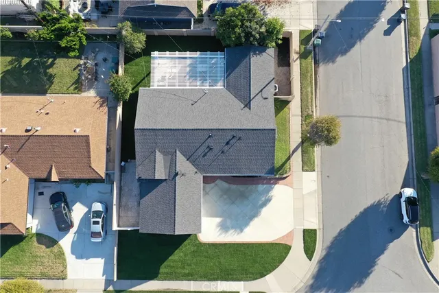 $1,669,000 | 6862 Breeland Drive, Huntington Beach, CA 92647