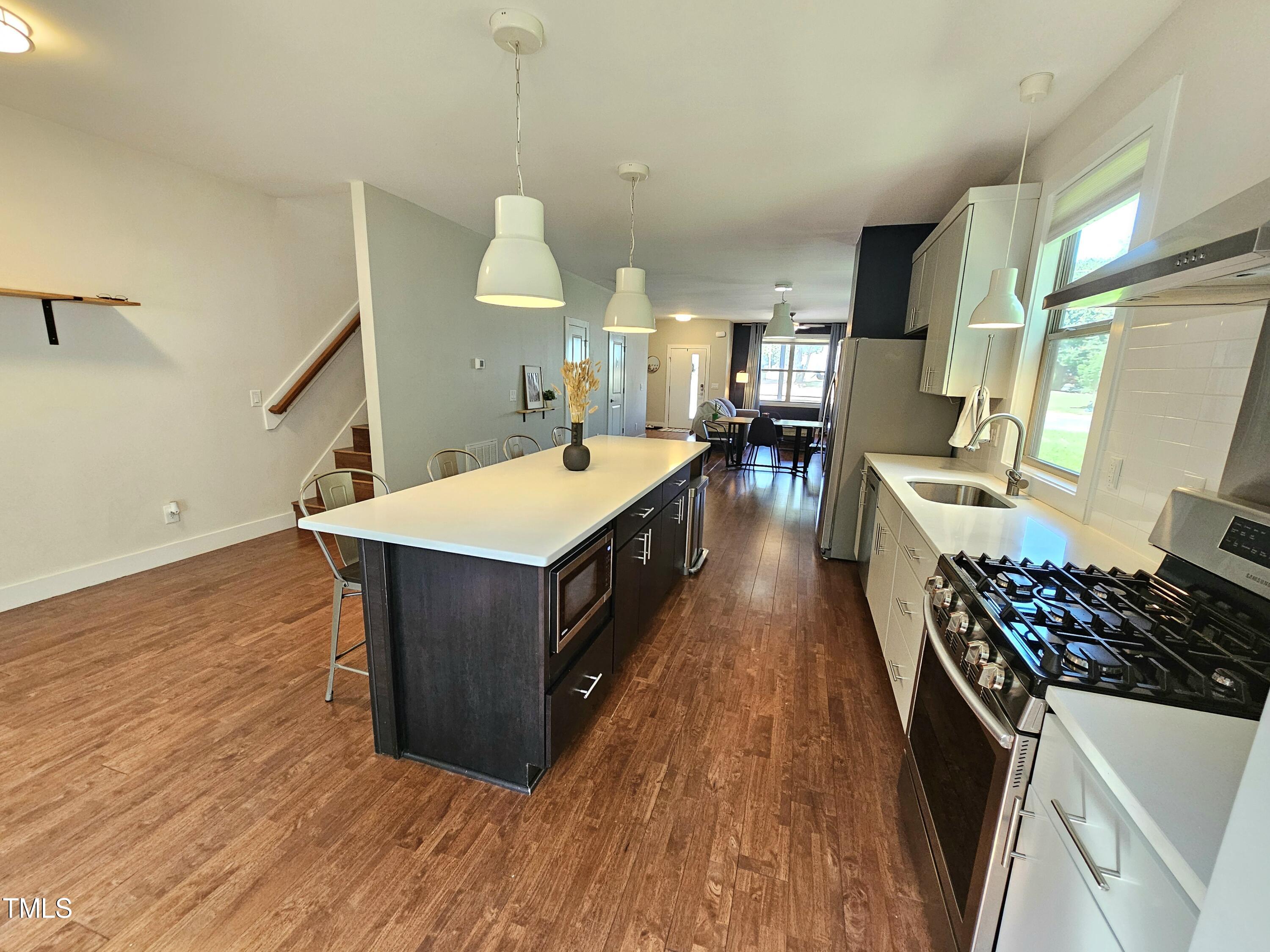 412 Bragg Street Raleigh, NC 27601 - Photo 17 of 41 20240821_145558