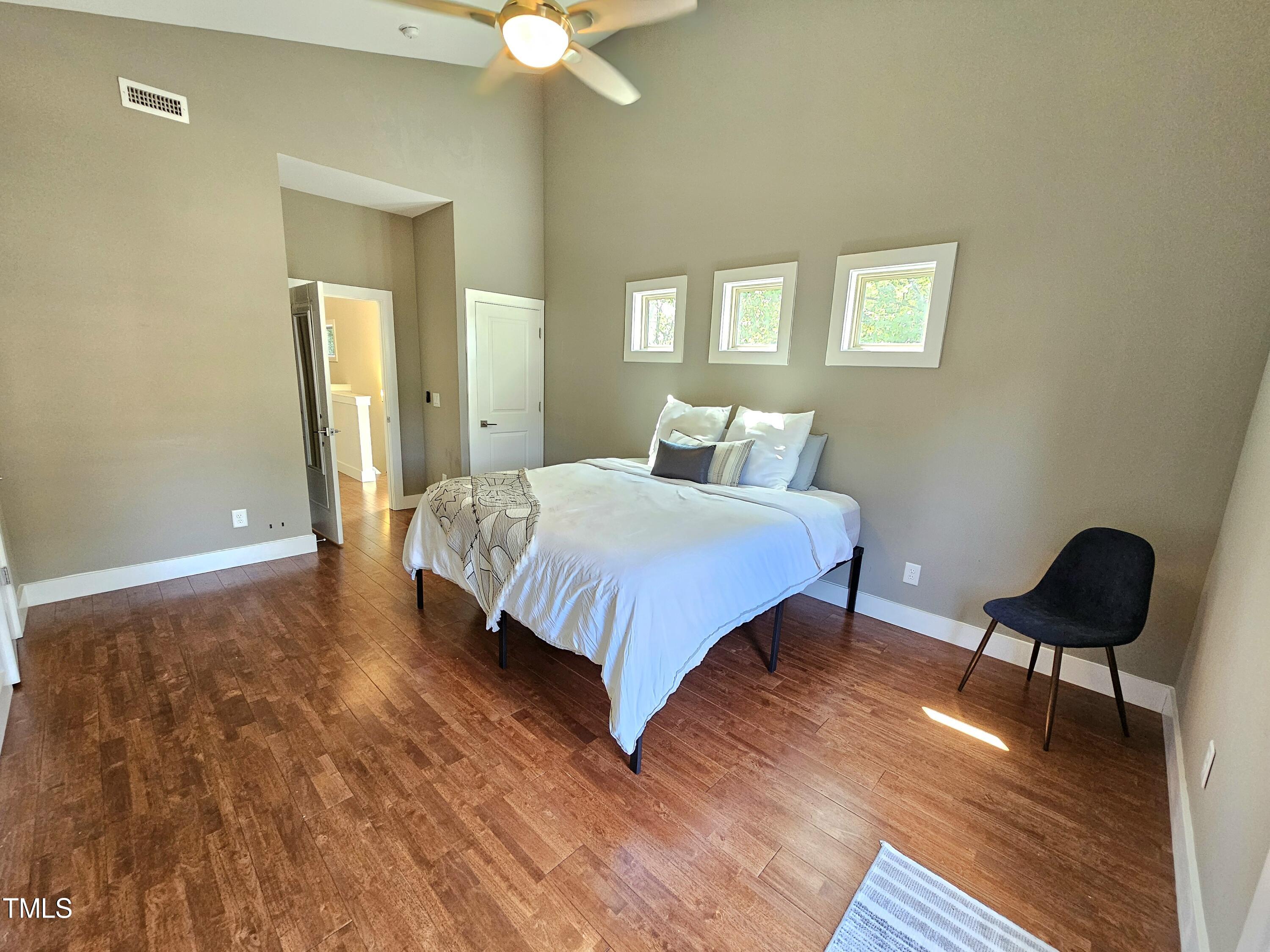 412 Bragg Street Raleigh, NC 27601 - Photo 24 of 41 20240821_145810