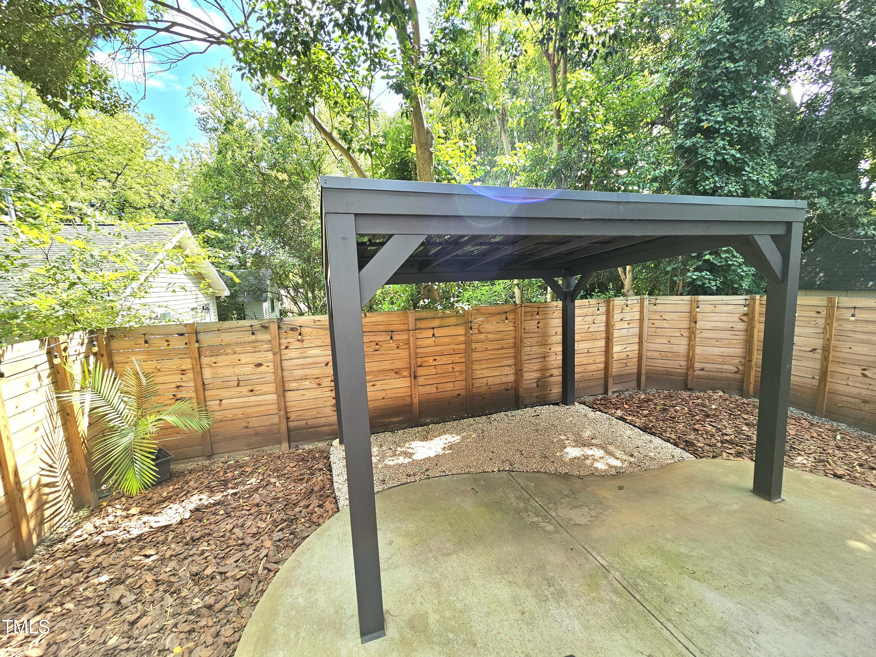 412 Bragg Street Raleigh, NC 27601 - Photo 36 of 41 20240821_151646