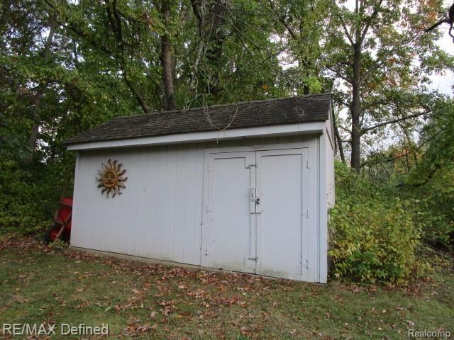 9232 Allen Road Clarkston, MI 48348 - Photo 36 of 41 IMG_0496.JPG