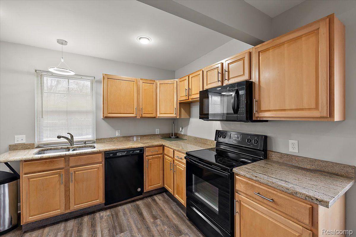 1810 Manse Road Waterford, MI 48328 - Photo 12 of 34 Gallery Image 12