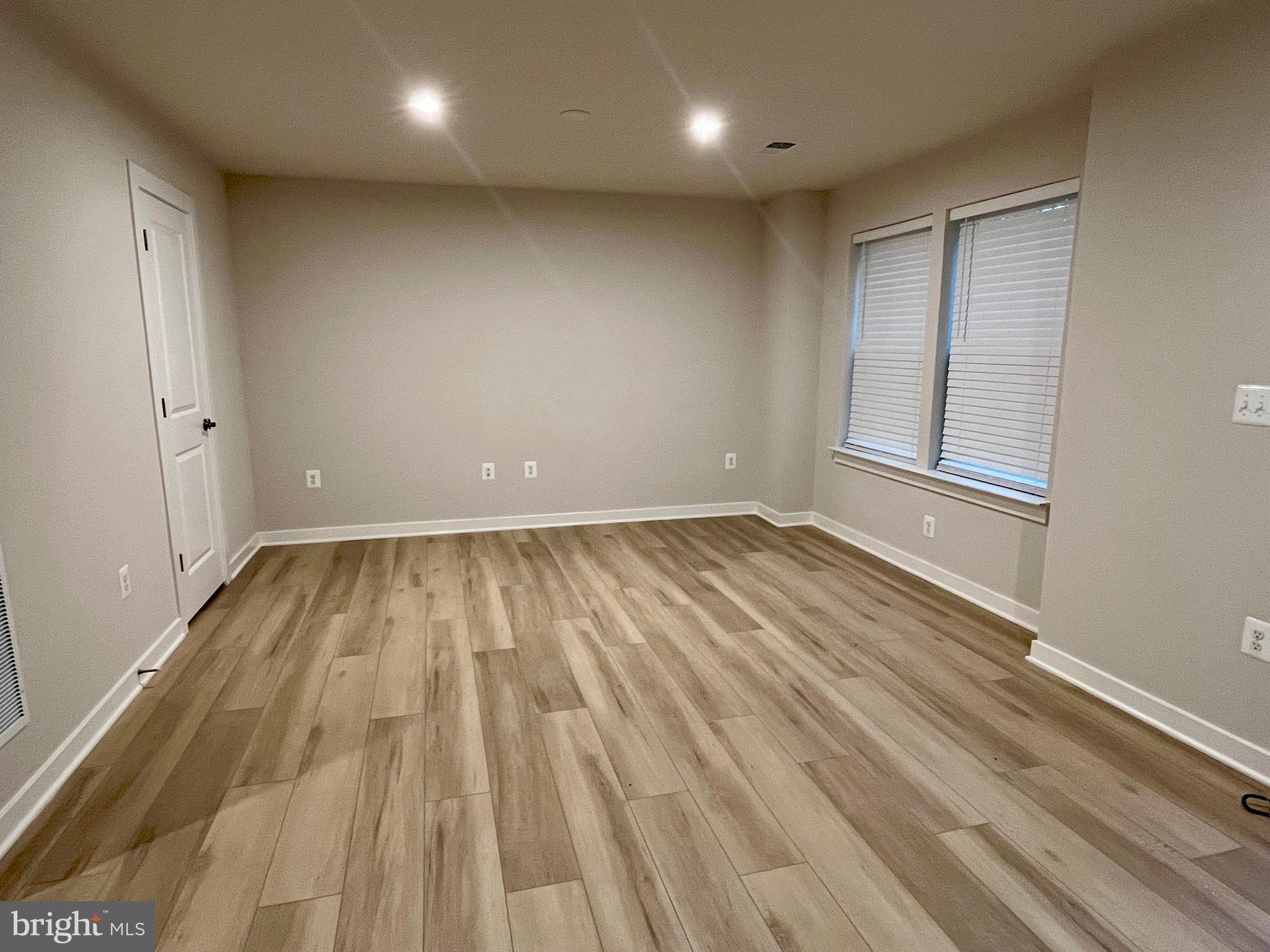 13670 Cobble Loop Woodbridge, VA 22193 - Photo 4 of 34