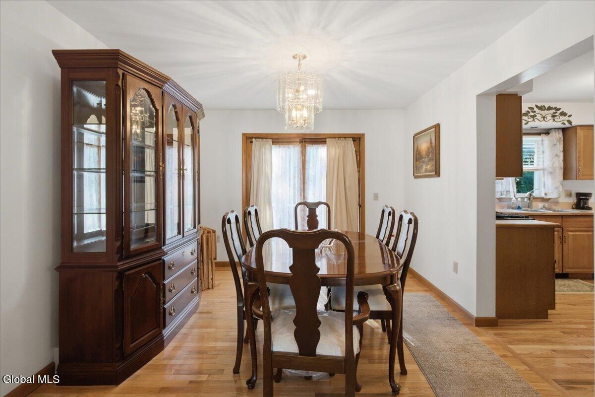 44 Cordell Road Colonie, NY 12304 - Photo 9 of 24 Dining Room