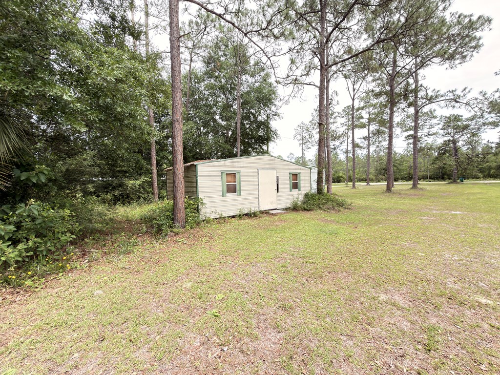 10740 County Road 22 Sumatra, FL 32321 - Photo 16 of 18