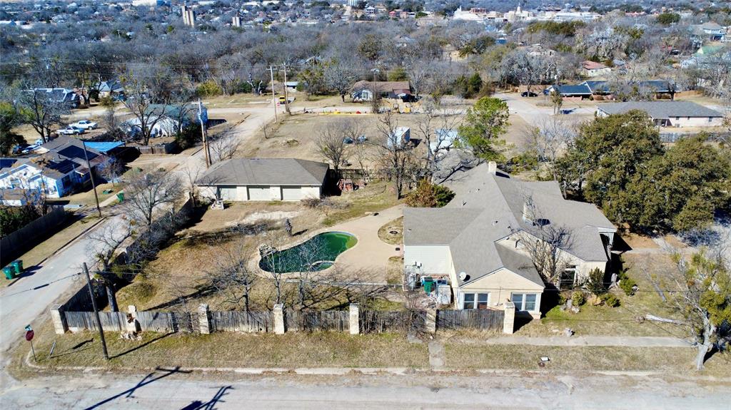 720 East Leslie Street Hamilton, TX 76531 - Photo 28 of 31 an aerial view of multiple house