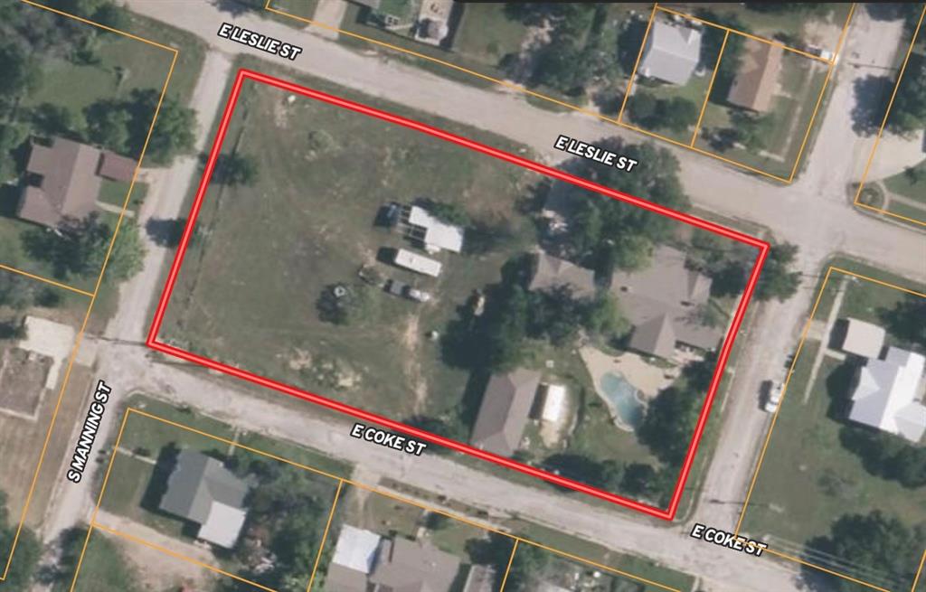 720 East Leslie Street Hamilton, TX 76531 - Photo 31 of 31 a close up of a wall