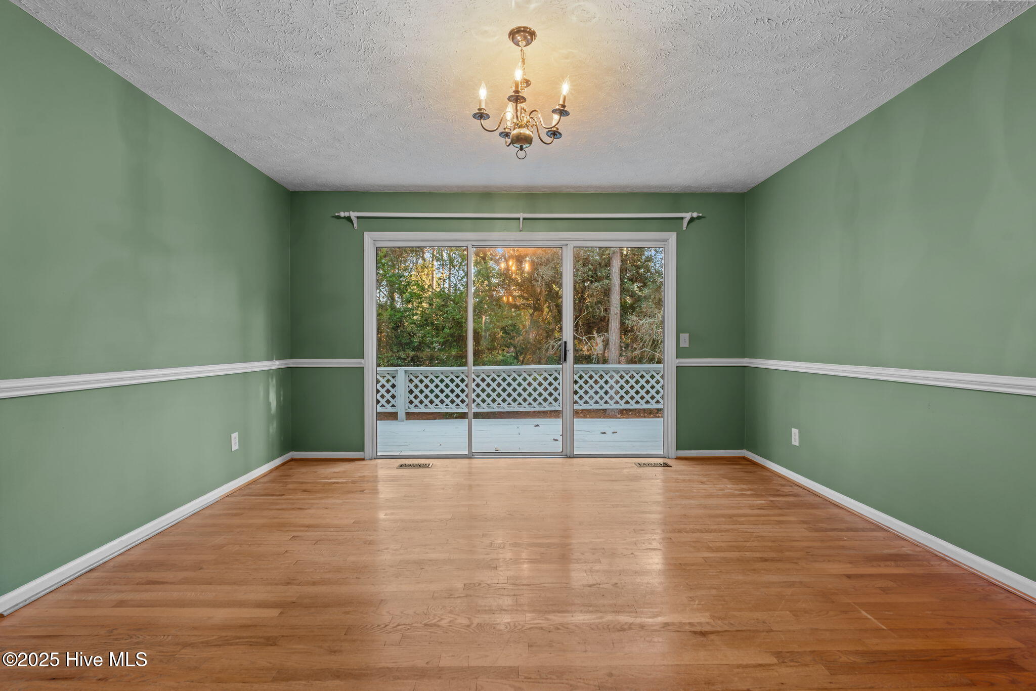 150 Pebble Beach Place Southern Pines, NC 28387 - Photo 21 of 55 Dining room