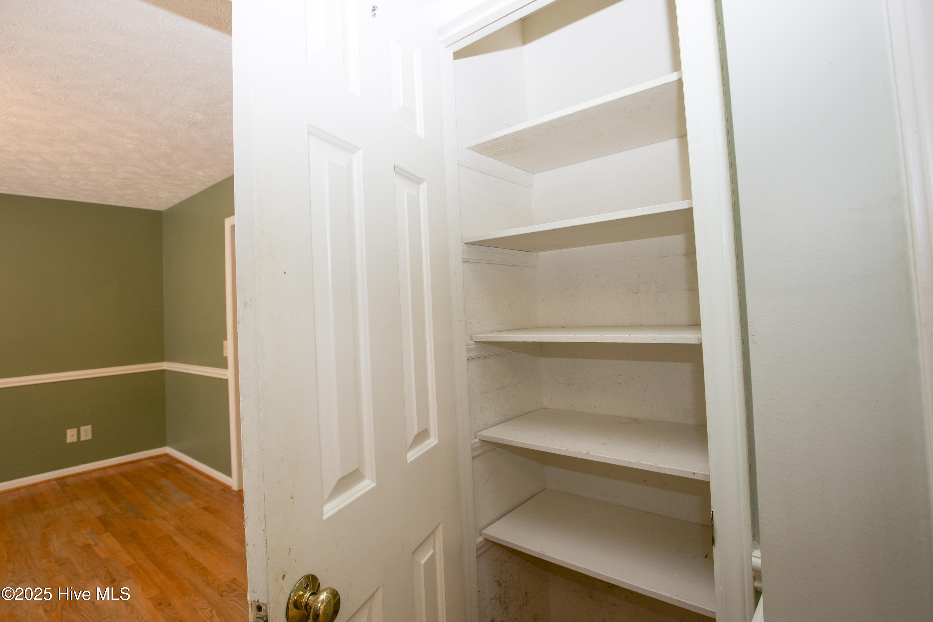 150 Pebble Beach Place Southern Pines, NC 28387 - Photo 22 of 55 Pantry