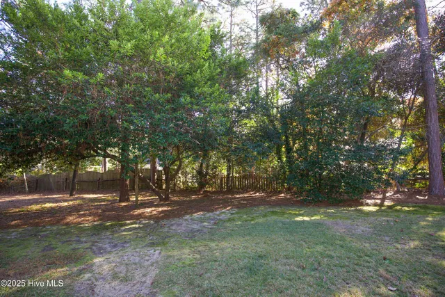 $450,000 | 150 Pebble Beach Place, Southern Pines, NC 28387
