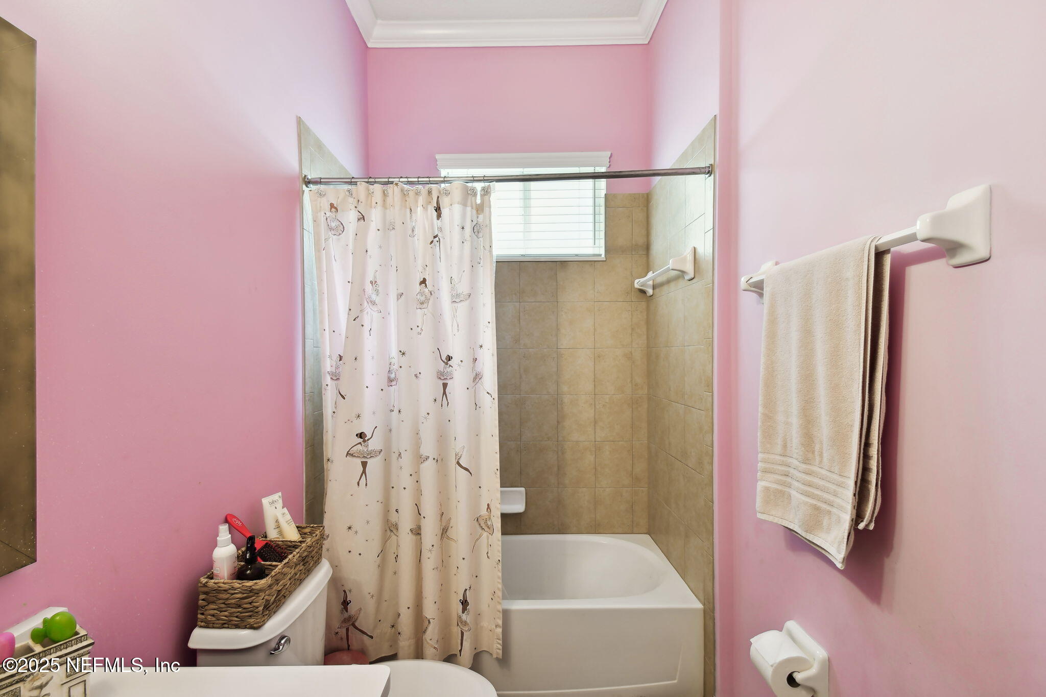 6003 Shadehill Road Jacksonville, FL 32258 - Photo 34 of 46 a bathroom with a bathtub shower sink and a toilet