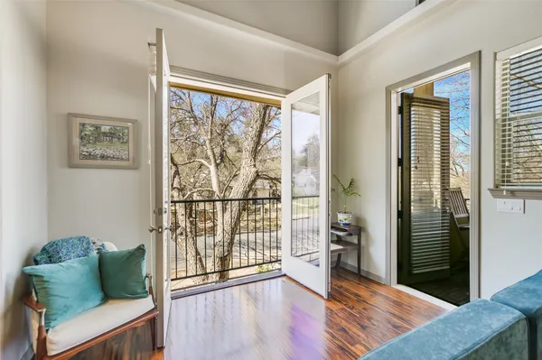 $779,000 | 1115 Kinney Avenue, Unit 1, Austin, TX 78704
