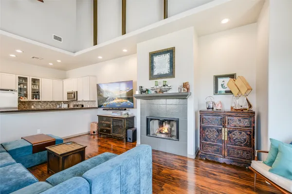 $779,000 | 1115 Kinney Avenue, Unit 1, Austin, TX 78704