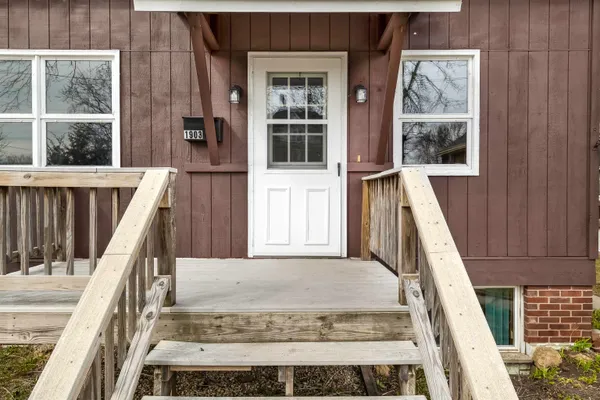 $274,900 | 1903 8th Street, Monroe, WI 53566