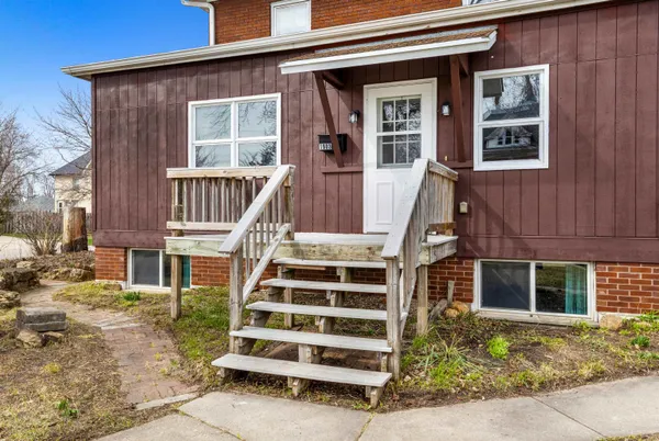 $274,900 | 1903 8th Street, Monroe, WI 53566