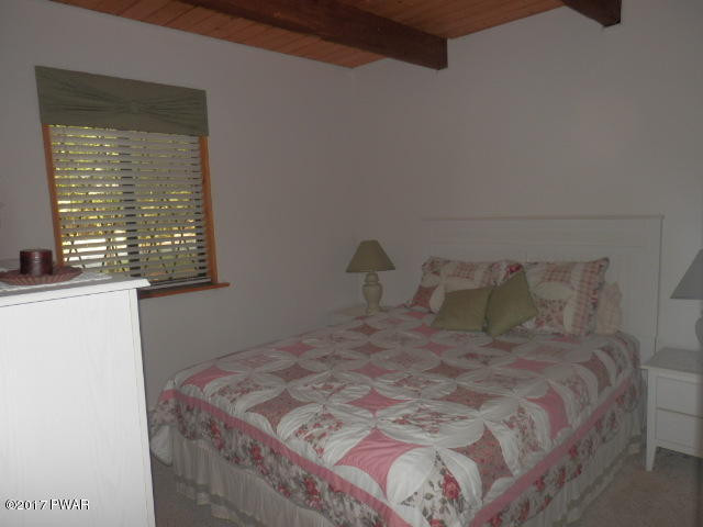 2401 Crest View Road Lake Ariel, PA 18436 - Photo 15 of 185