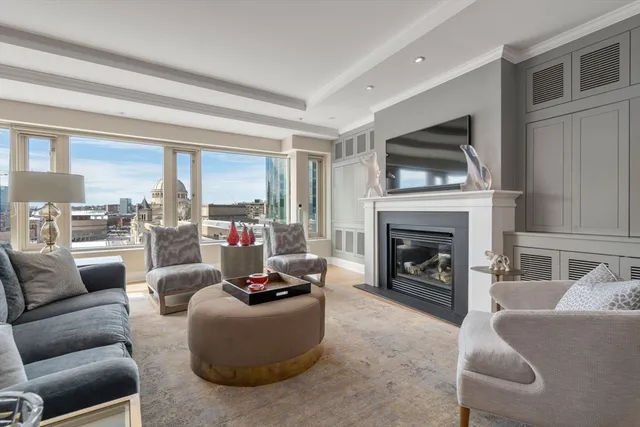 $5,495,000 | 100 Belvidere Street, Unit 7A, Boston, MA 02199