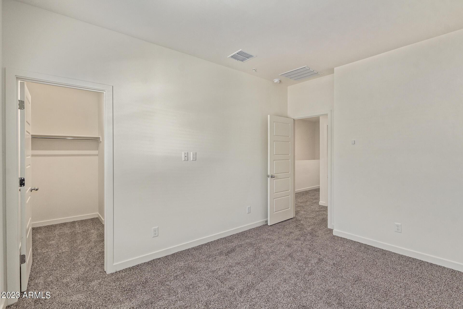 2280 West Laurie Lane Phoenix, AZ 85021 - Photo 21 of 27 a view of an empty room