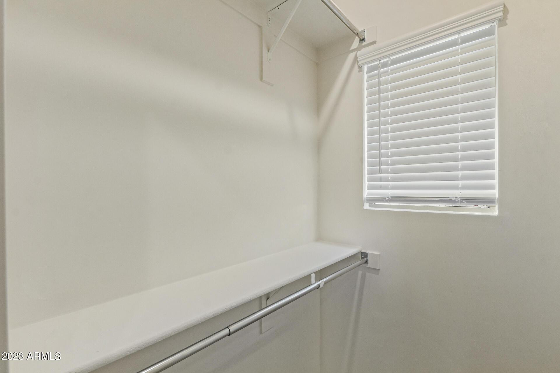 2280 West Laurie Lane Phoenix, AZ 85021 - Photo 23 of 27 a close up of a white wall