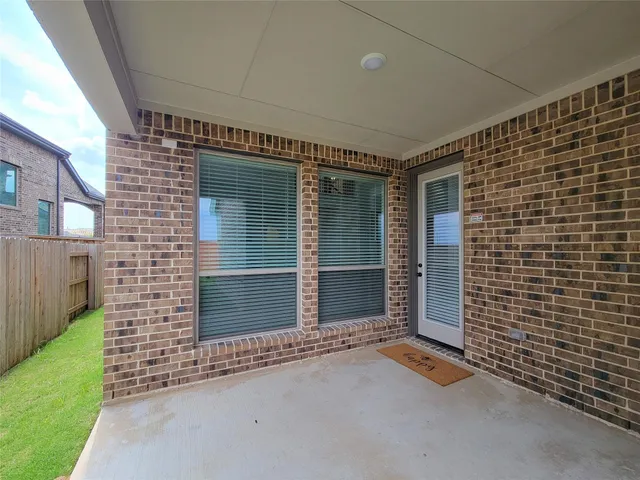 $2,950 | 7010 Winterberry Gln Lane, Katy, TX 77493