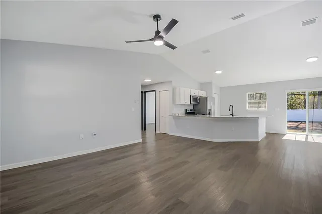 $244,900 | 24300 Falcon Avenue, Dunnellon, FL 34431