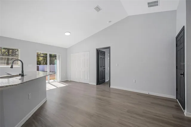 $244,900 | 24300 Falcon Avenue, Dunnellon, FL 34431