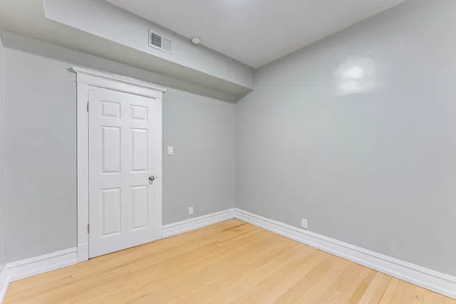 a view of empty room