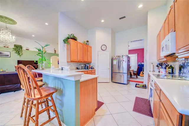 $430,000 | 306 Carriage Oak Place, Seffner, FL 33584