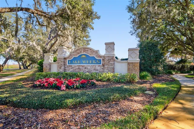 $430,000 | 306 Carriage Oak Place, Seffner, FL 33584