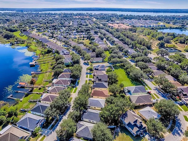 an aerial view of multiple house