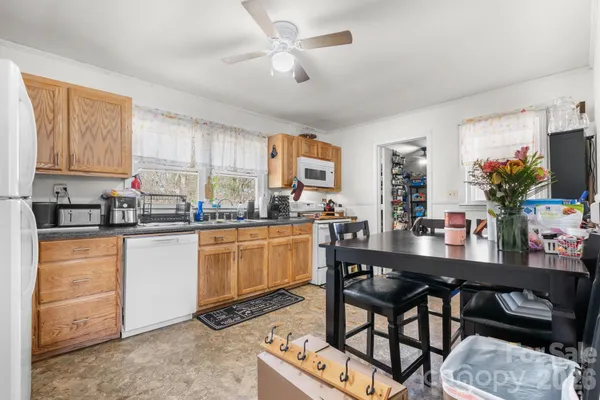$139,000 | 1574 Fred Watson Place, Lenoir, NC 28645
