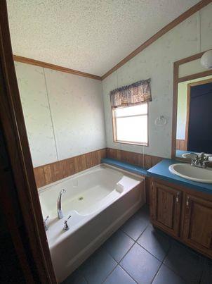 81 Roots Road Martindale, TX 78655 - Photo 11 of 17