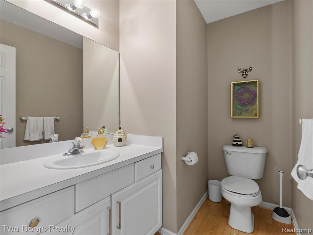 2239 Crystal Drive Rochester Hills, MI 48309 - Photo 23 of 42
