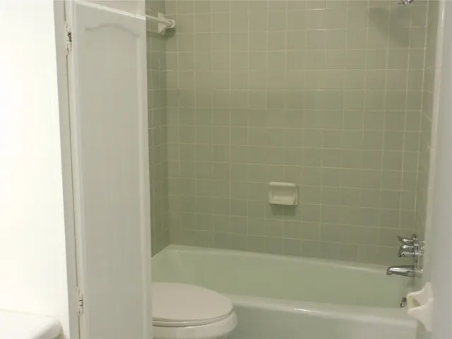 $1,550 | 414 1st Street, Galveston, TX 77550