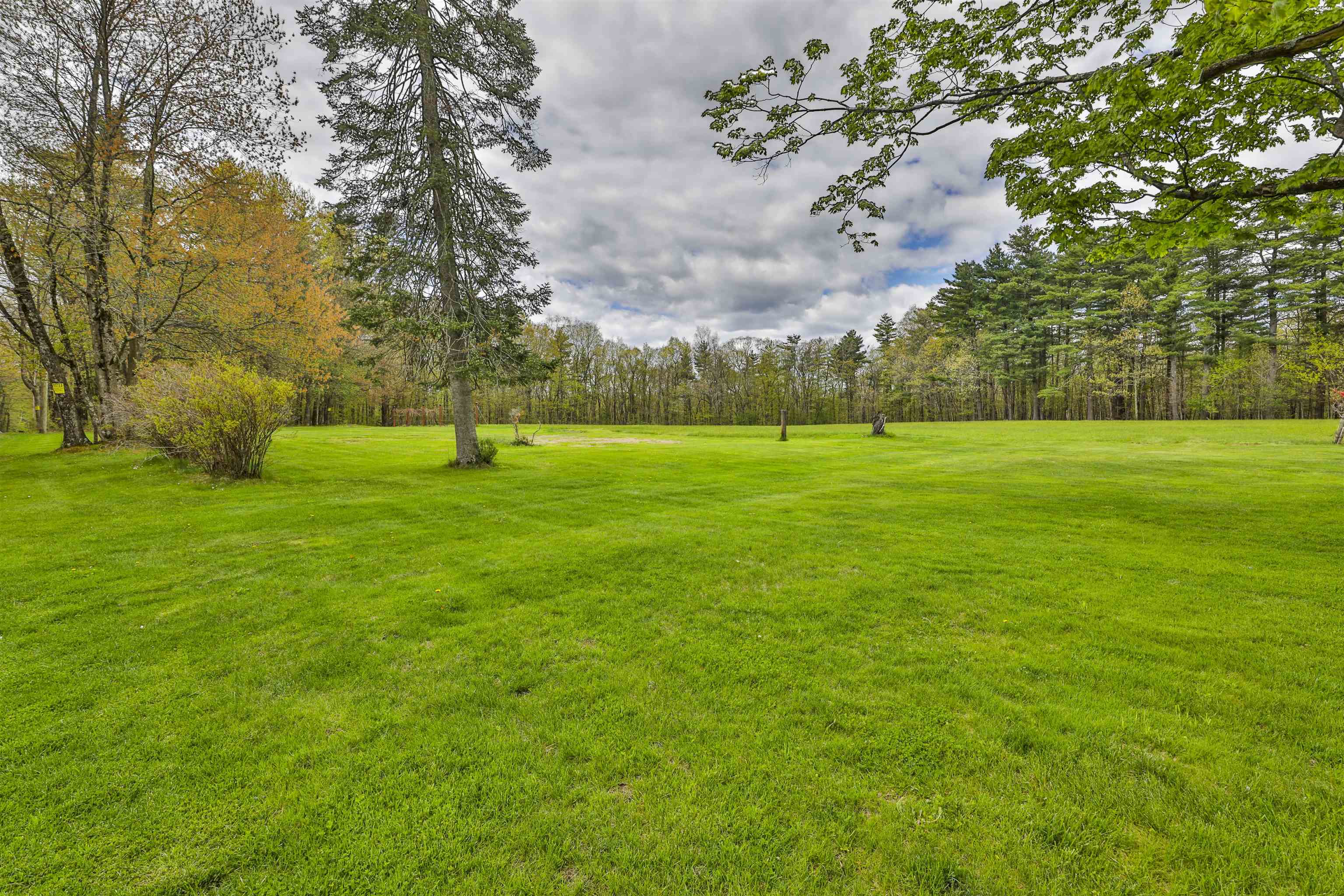 1 Featherbed Lane Derry, NH 03038 - Photo 43 of 46