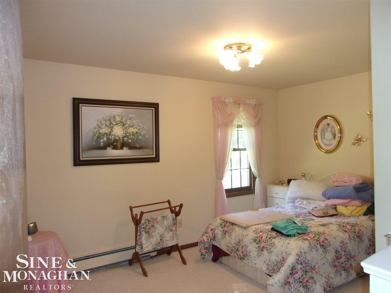 8819 Stone Road Algonac, MI 48001 - Photo 16 of 31 31293372-15.JPG