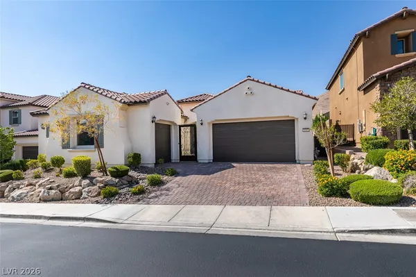 $879,999 | 3597 Royal Fortune Drive, Las Vegas, NV 89141