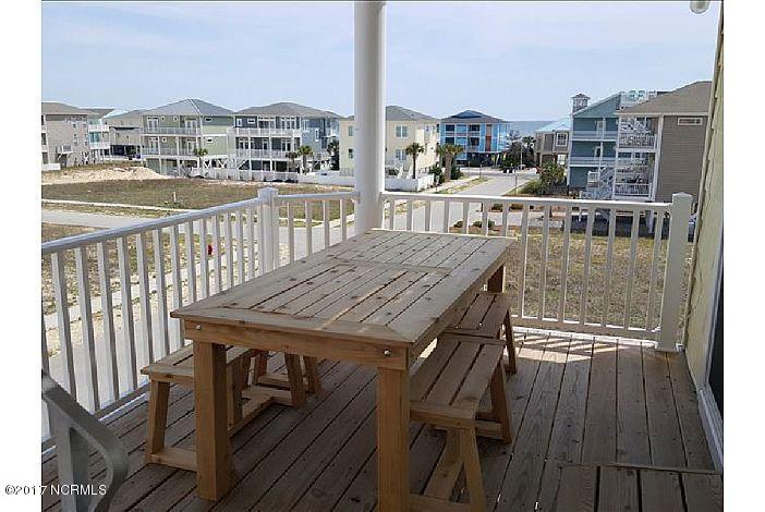 13 Sea Turtle Path Ocean Isle Beach, NC 28469 - Photo 11 of 22 251d8ba8-5ed4-40f7-8cb6-b6d3a73e731d