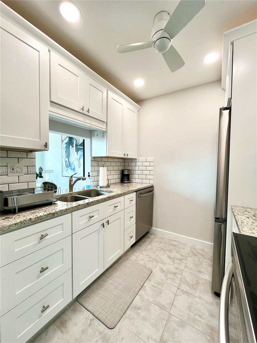 250 Northeast 20th Street, Unit 5250 Boca Raton, FL 33432 - Photo 15 of 19 Photo 15