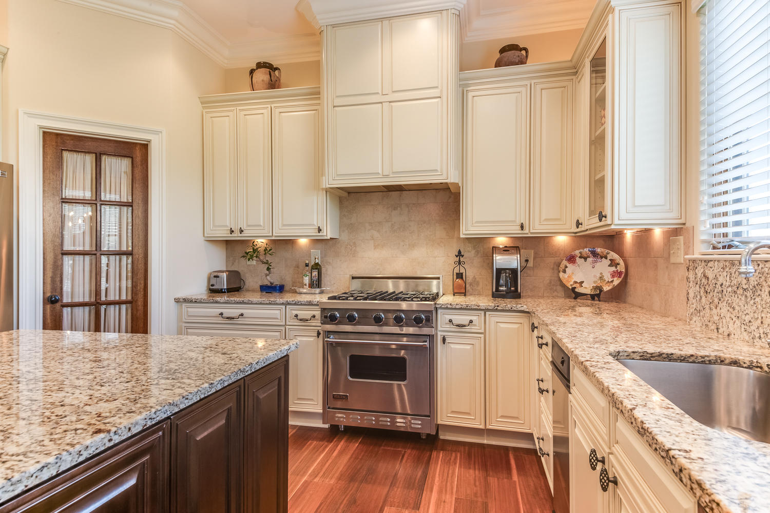 358 Waterfront Way Spring City, TN 37381 - Photo 6 of 40 358 Waterfront Way 032